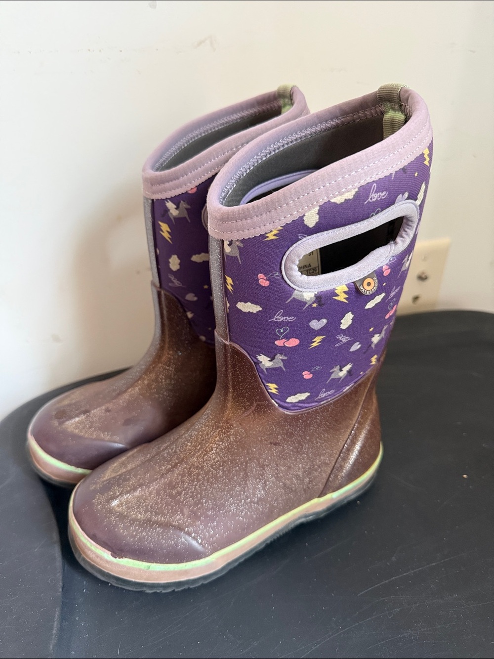 Used girls bogs winter boots sz 1